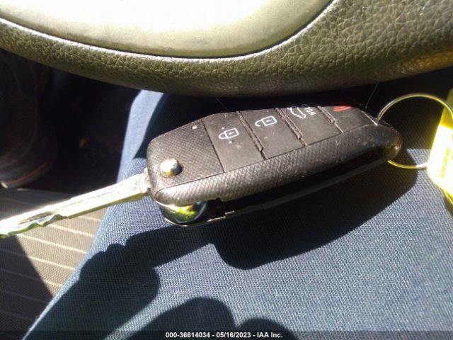 3KPFL4A75JE210610 KIA FORTE LX