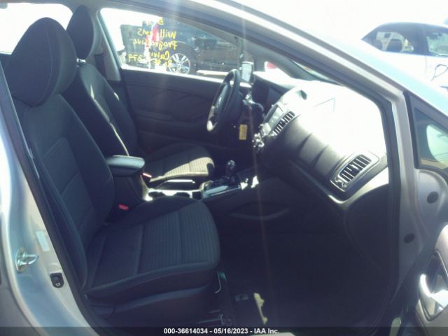 3KPFL4A75JE210610 KIA FORTE LX