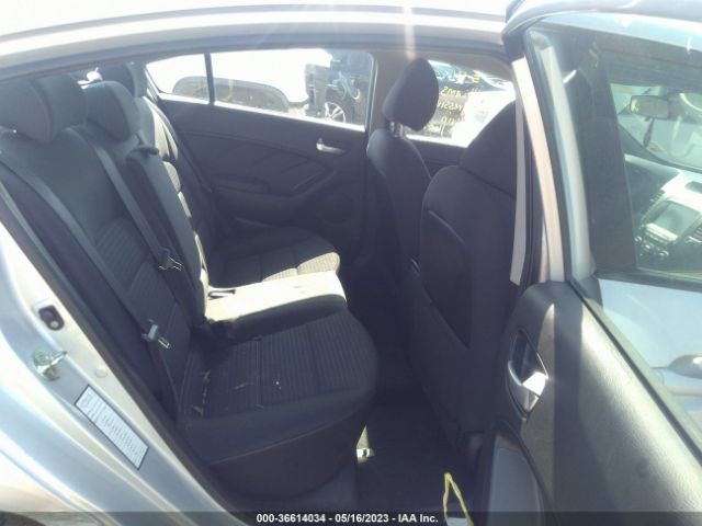 3KPFL4A75JE210610 KIA FORTE LX