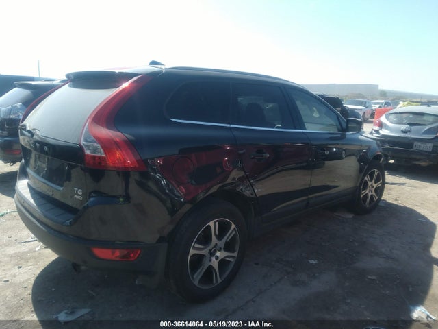 2011 VOLVO XC60 3.0T VIN: YV4902DZ7B2211048