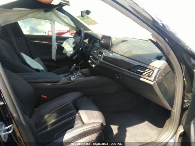 WBAJA9C59KB254713 BMW 5 Series 530e Iperformance
