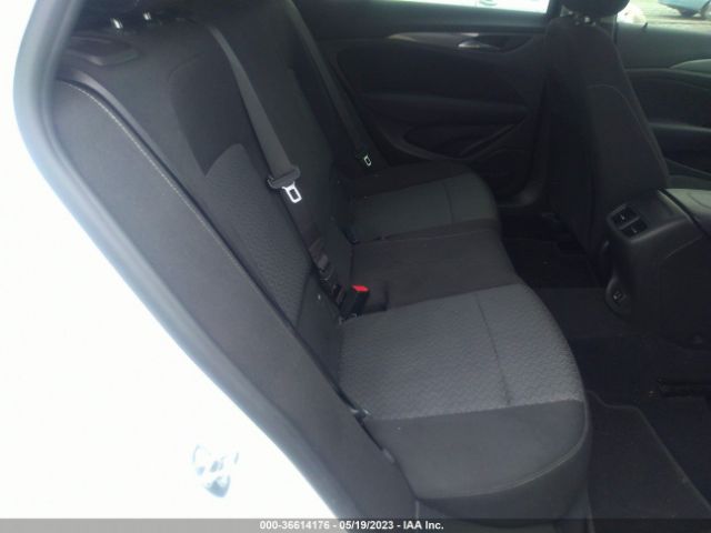 W04GU8SX2J1175903 Buick Regal Tourx Preferred