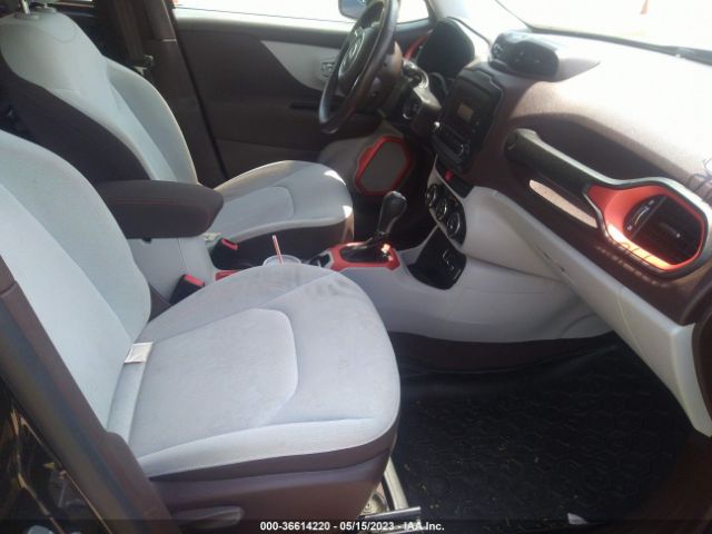 ZACCJABT0FPB64737 Jeep Renegade Latitude