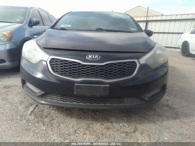 KNAFK4A61F5415769 KIA FORTE LX