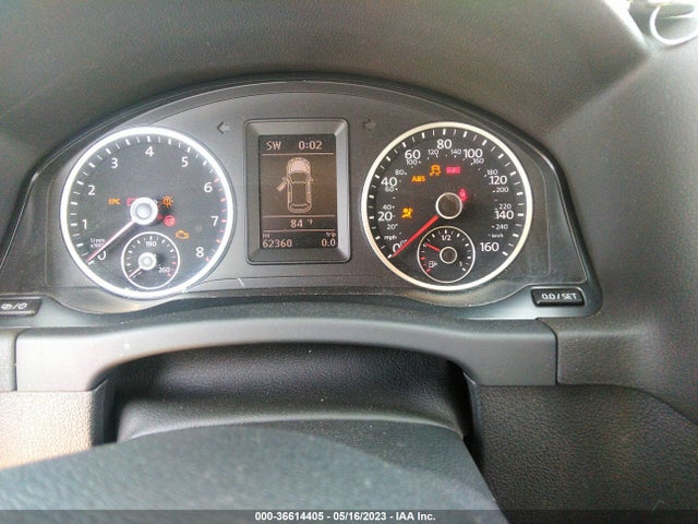 WVGAV3AX8EW624910 Volkswagen TIGUAN S