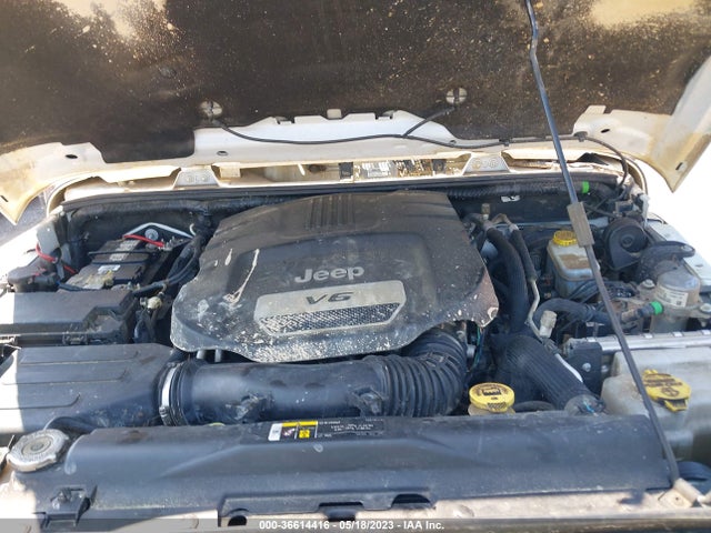 1C4HJWEG7JL928753 Jeep Wrangler Jk Unlimited Sahara