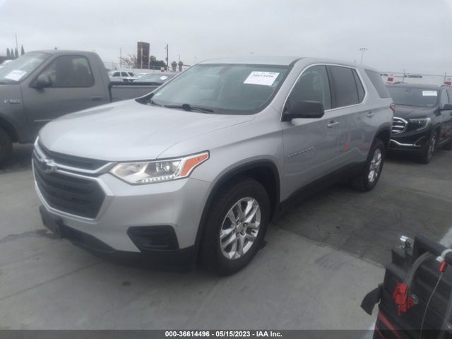Chevrolet Traverse Ls 2019 1GNERFKW1KJ289393 Image 2