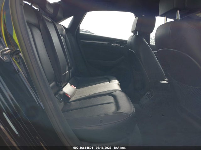 WAUAUGFF9KA109841 Audi A3 Sedan Premium/titanium Premium