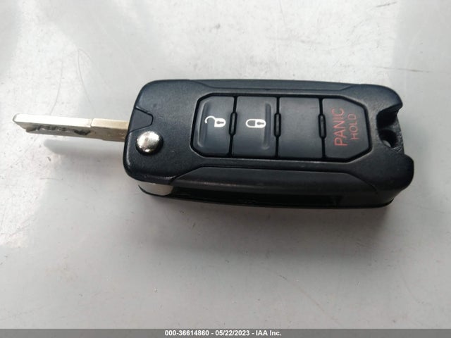 2015 JEEP RENEGADE LATITUDE VIN: ZACCJBBT5FPC03000