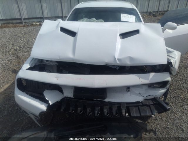 2C3CDZAG7JH131509 Dodge Challenger Sxt
