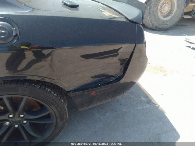 2C3CDZAG7GH250198 Dodge Challenger Sxt Plus