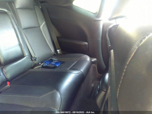 2C3CDZAG7GH250198 Dodge Challenger Sxt Plus