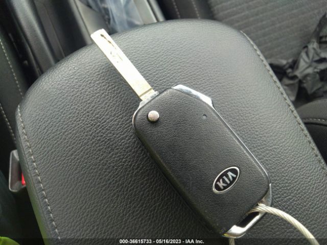 KNDJ23AU0M7754790 KIA SOUL S