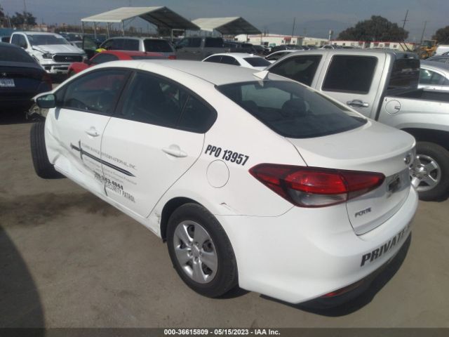 3KPFK4A71HE045331 KIA FORTE LX