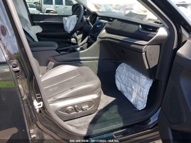 1C4RJGBG6P8106326 Jeep Grand Cherokee Limited