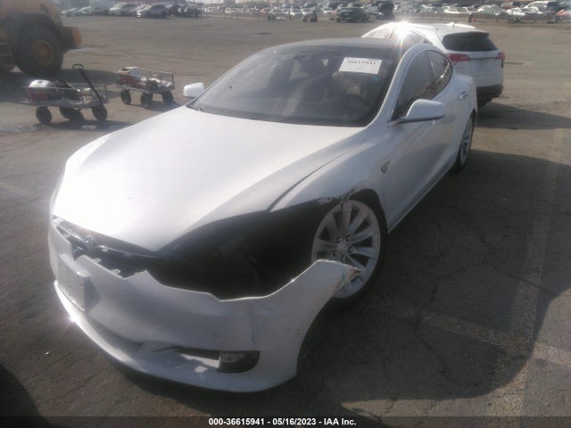 Tesla Model S 90d/70d/75d/60d/85d 2016 5YJSA1E22GF150449 Image 2