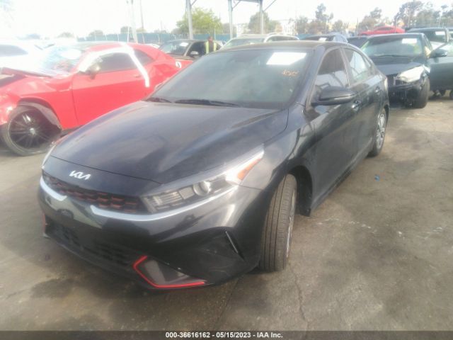 3KPF54AD7NE503009 KIA Forte Gt-line