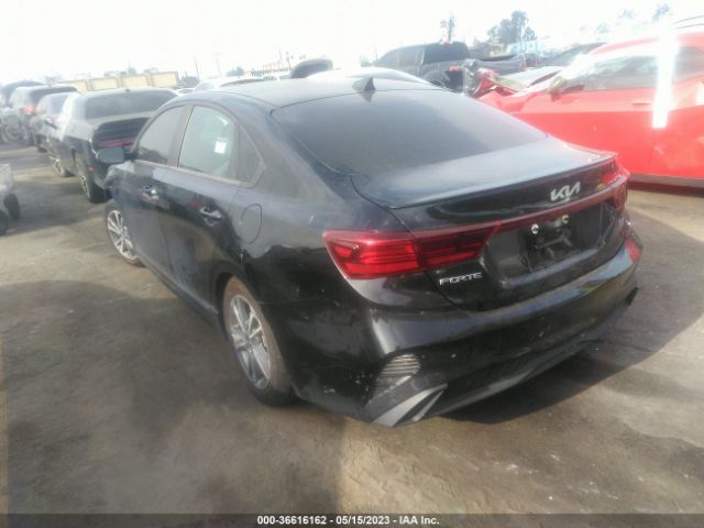 3KPF54AD7NE503009 KIA Forte Gt-line