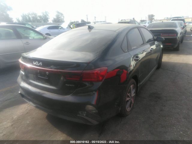 3KPF54AD7NE503009 KIA Forte Gt-line