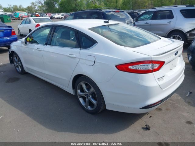 3FA6P0H79FR104962 Ford FUSION SE