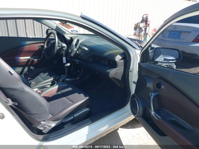 2014 Honda CR-Z, VIN: JHMZF1D68ES000686