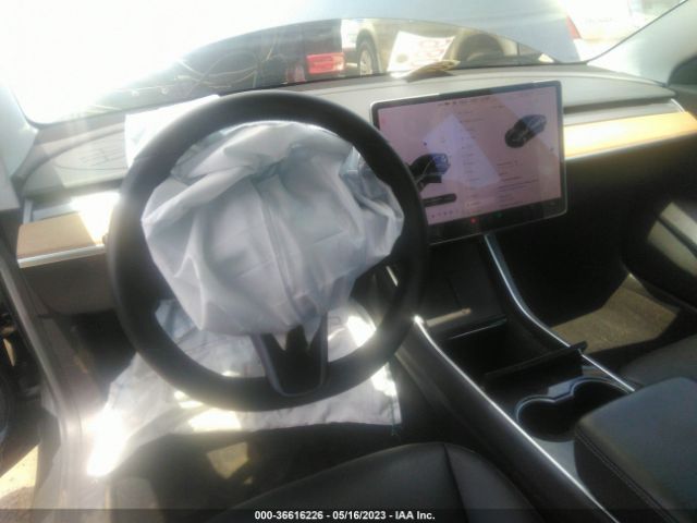 5YJ3E1EA1LF645722 Tesla Model 3 Standard Range
