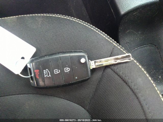 KNDJP3A56E7711065 KIA SOUL +