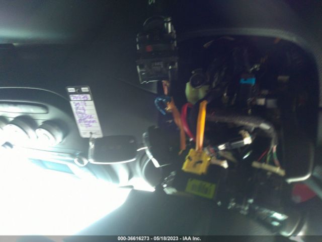 KNDJP3A56E7711065 KIA SOUL +