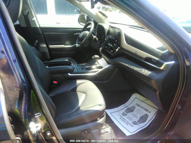Toyota Highlander Xle 2022 5TDGZRAH0NS110421 Image 7