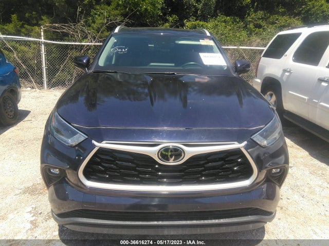 Toyota Highlander Xle 2022 5TDGZRAH0NS110421 Image 8