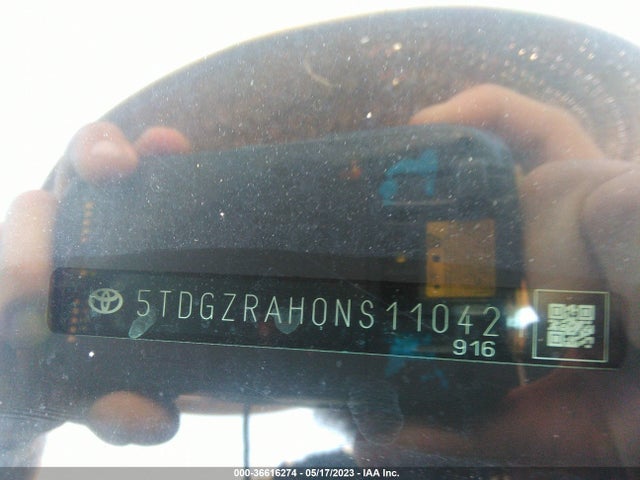 Toyota Highlander Xle 2022 5TDGZRAH0NS110421 Image 11