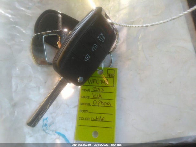 KIA Optima Lx 2015 KNAGM4A72F5663911 Image 3