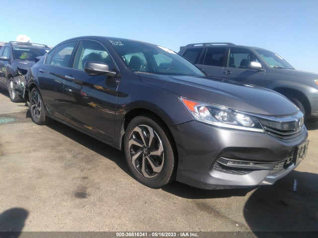 2016 1HGCR2F74GA206060 main image