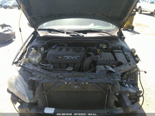 1C3CCBBB8EN132209 Chrysler 200 Touring