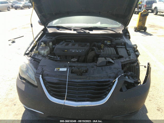 1C3CCBBB8EN132209 Chrysler 200 Touring