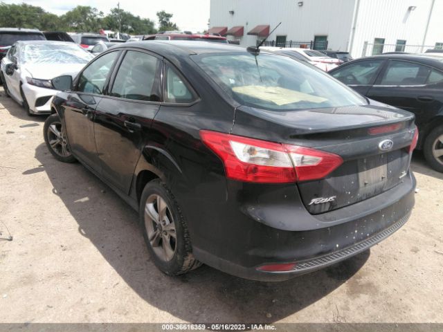 1FADP3F27EL372874 Ford FOCUS SE
