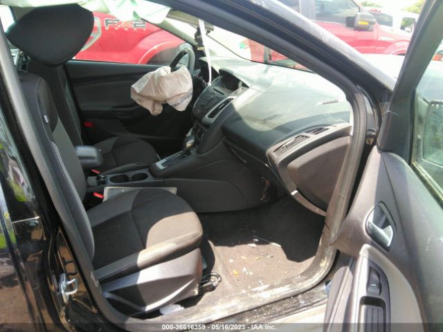 1FADP3F27EL372874 Ford FOCUS SE
