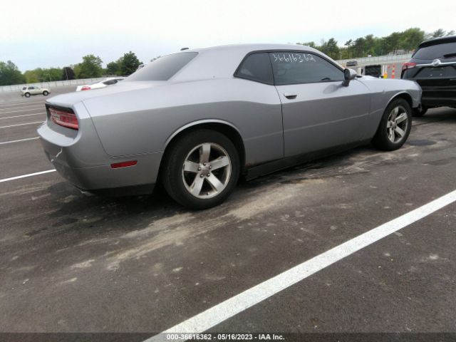 2C3CDYAG7EH111874 Dodge Challenger Sxt