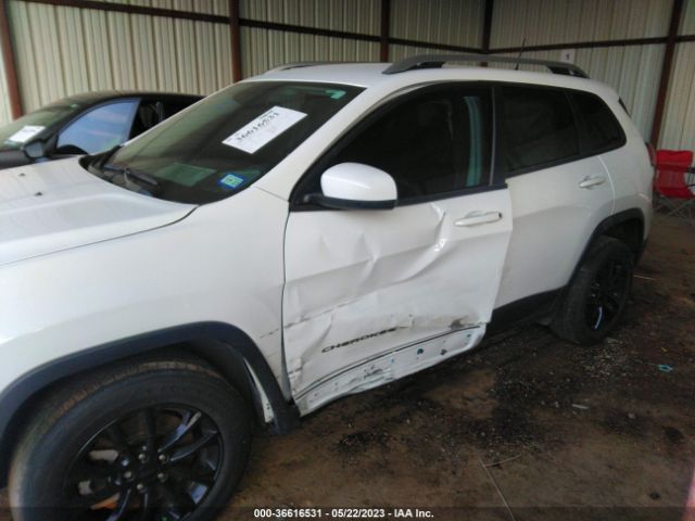 1C4PJLCBXMD115987 Jeep Cherokee Latitude