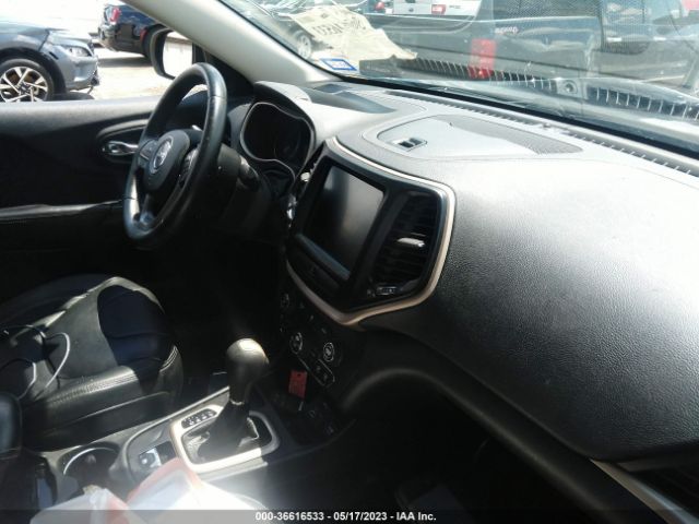 1C4PJLCS0EW299164 Jeep Cherokee Latitude
