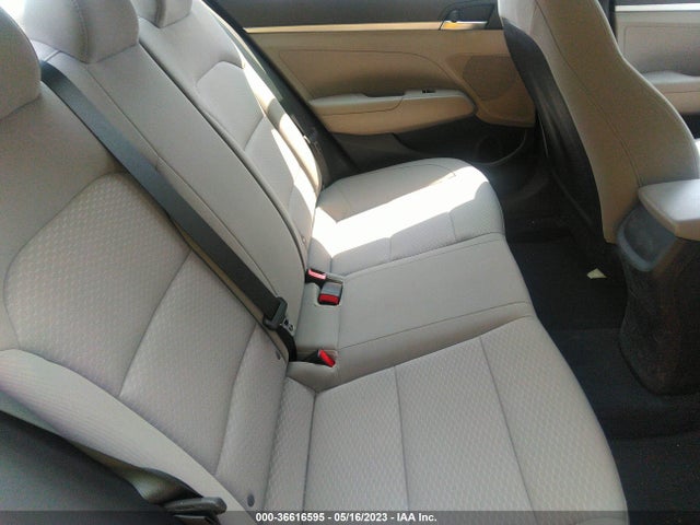2019 HYUNDAI ELANTRA SE VIN: 5NPD74LF1KH438679