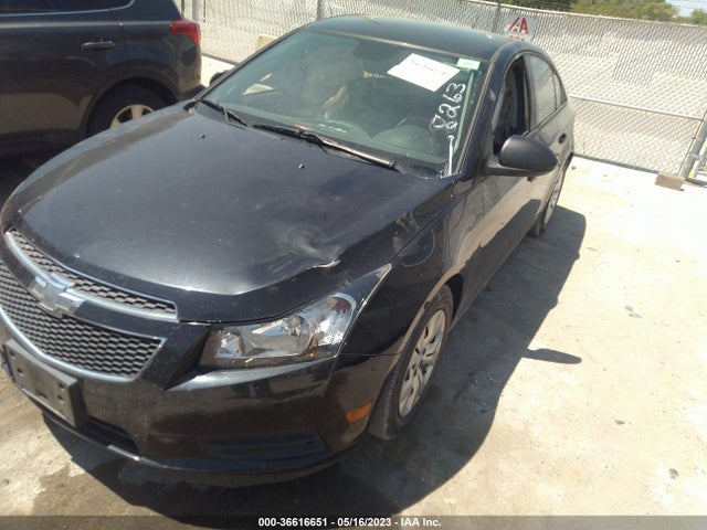 Chevrolet CRUZE LS 2014 1G1PA5SH9E7218263 Image 2