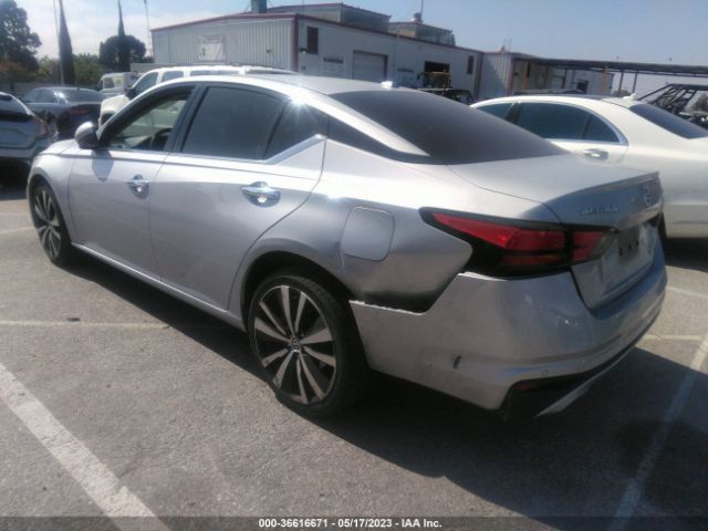 1N4BL4FW9KN304796 Nissan Altima 2.5 Platinum