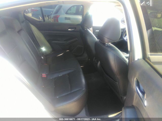 1N4BL4FW9KN304796 Nissan Altima 2.5 Platinum