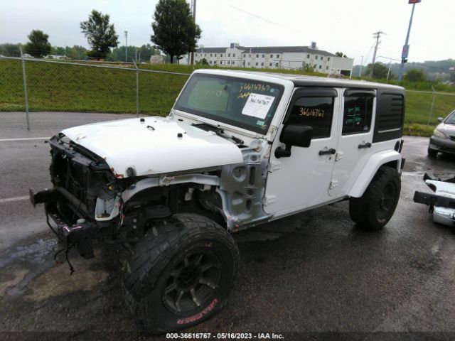 1C4HJWEG7HL627698 Jeep Wrangler Unlimited Sahara