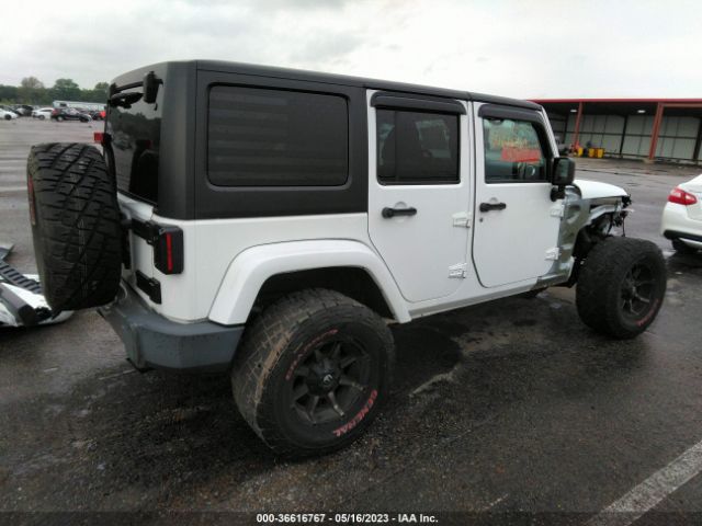 1C4HJWEG7HL627698 Jeep Wrangler Unlimited Sahara