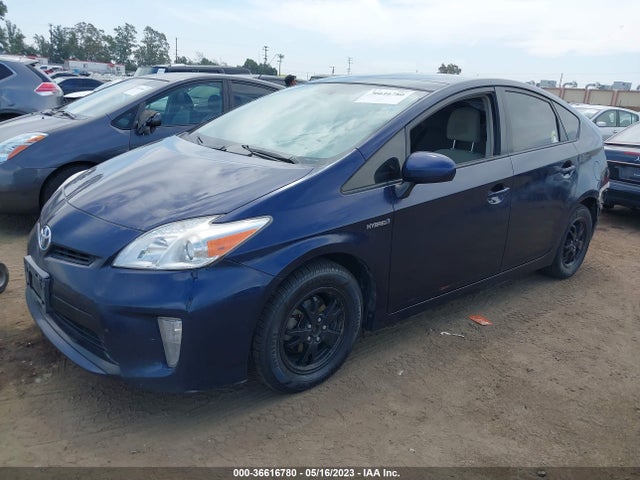 Toyota Prius Four/five/three/one/two 2014 JTDKN3DU2E1817254 Image 2