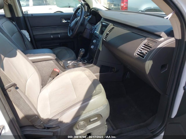 Ford FLEX SEL 2018 2FMGK5C87JBA18112 Image 6