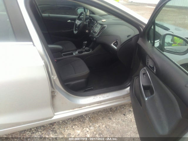 Chevrolet CRUZE LT 2017 1G1BE5SMXH7219762 Image 5