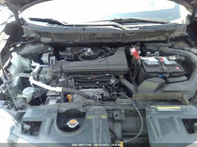 JN8AT2MT0HW137058 Nissan Rogue Sl